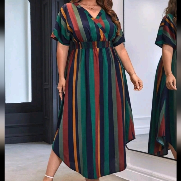 Plus Size Stripe Print Short Batwing Sleeve Pocket Maxi Dress Green - Picture 6 of 6